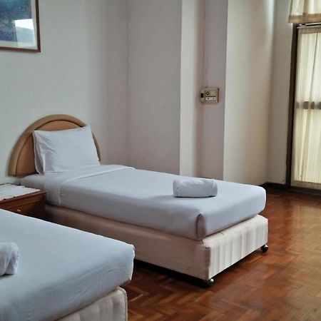 Aparthotel Supanich Railway Station Čiang Mai Exteriér fotografie