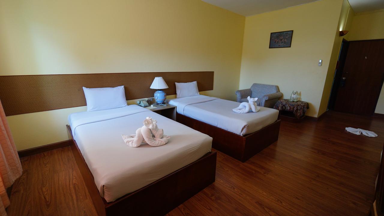 Aparthotel Supanich Railway Station Čiang Mai Exteriér fotografie