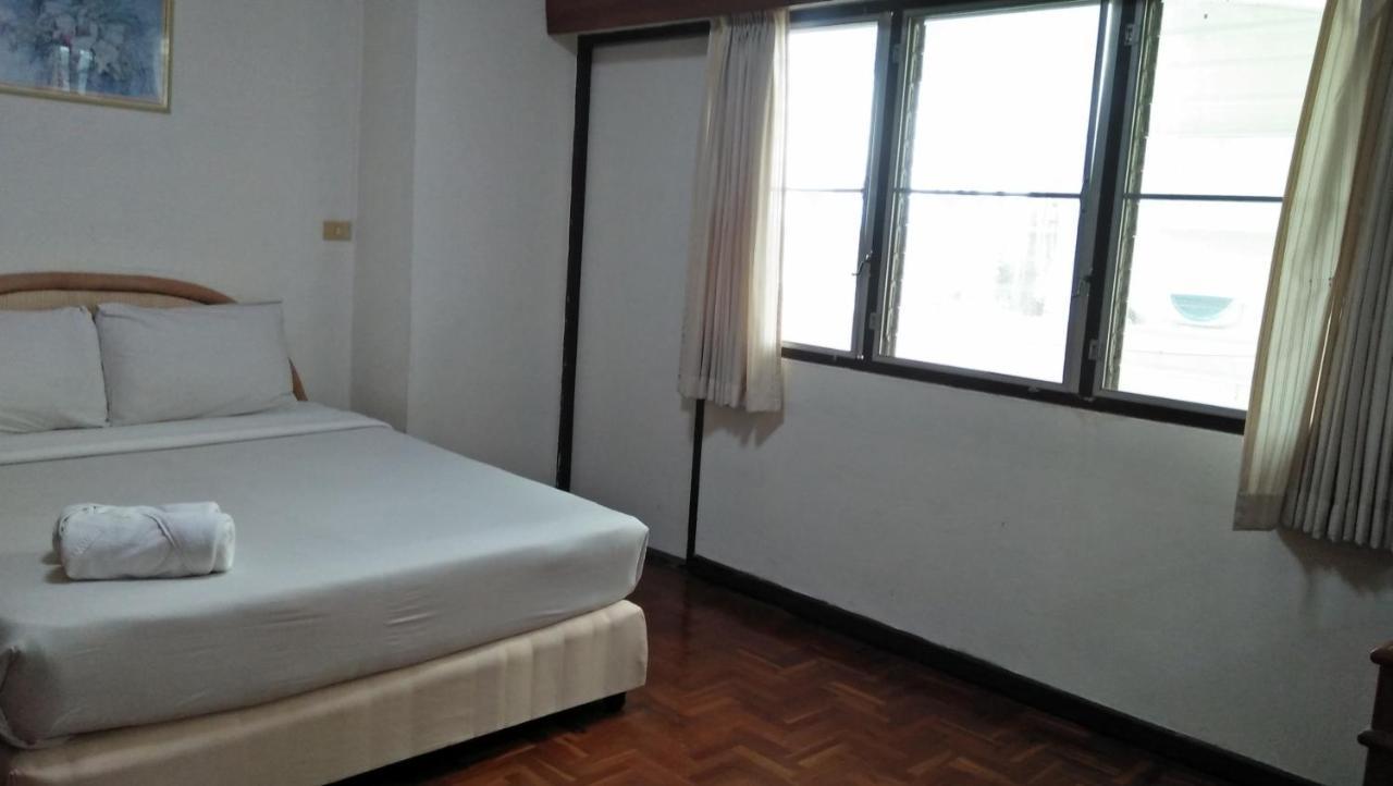 Aparthotel Supanich Railway Station Čiang Mai Exteriér fotografie